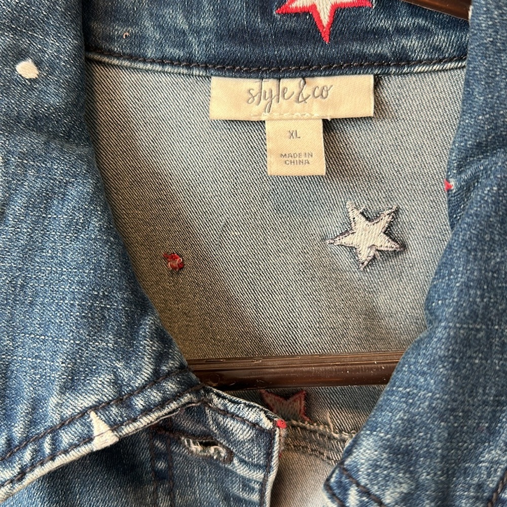 Style & Co starcrossed embroidered denim jacket. Size XL. New with tag. - Picture 4 of 5